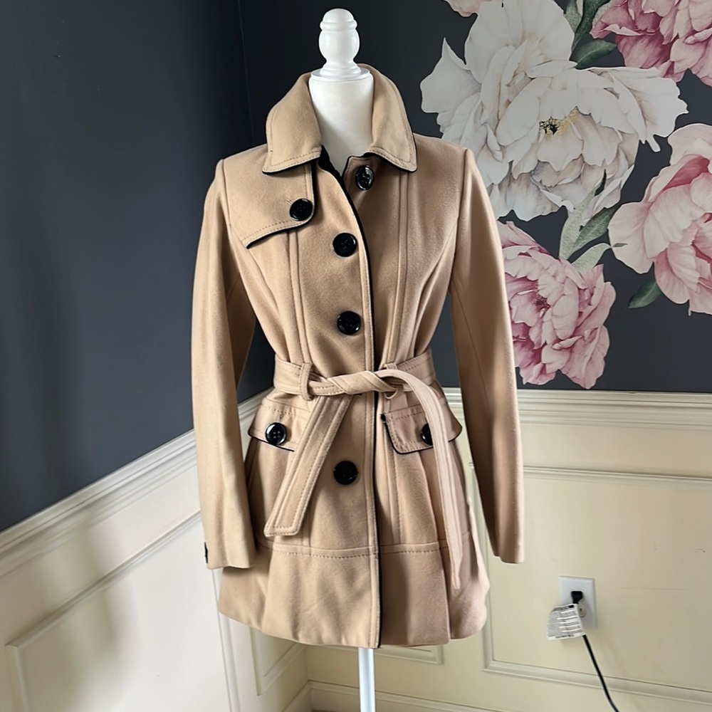 Camel wool/nylon winter jacket.